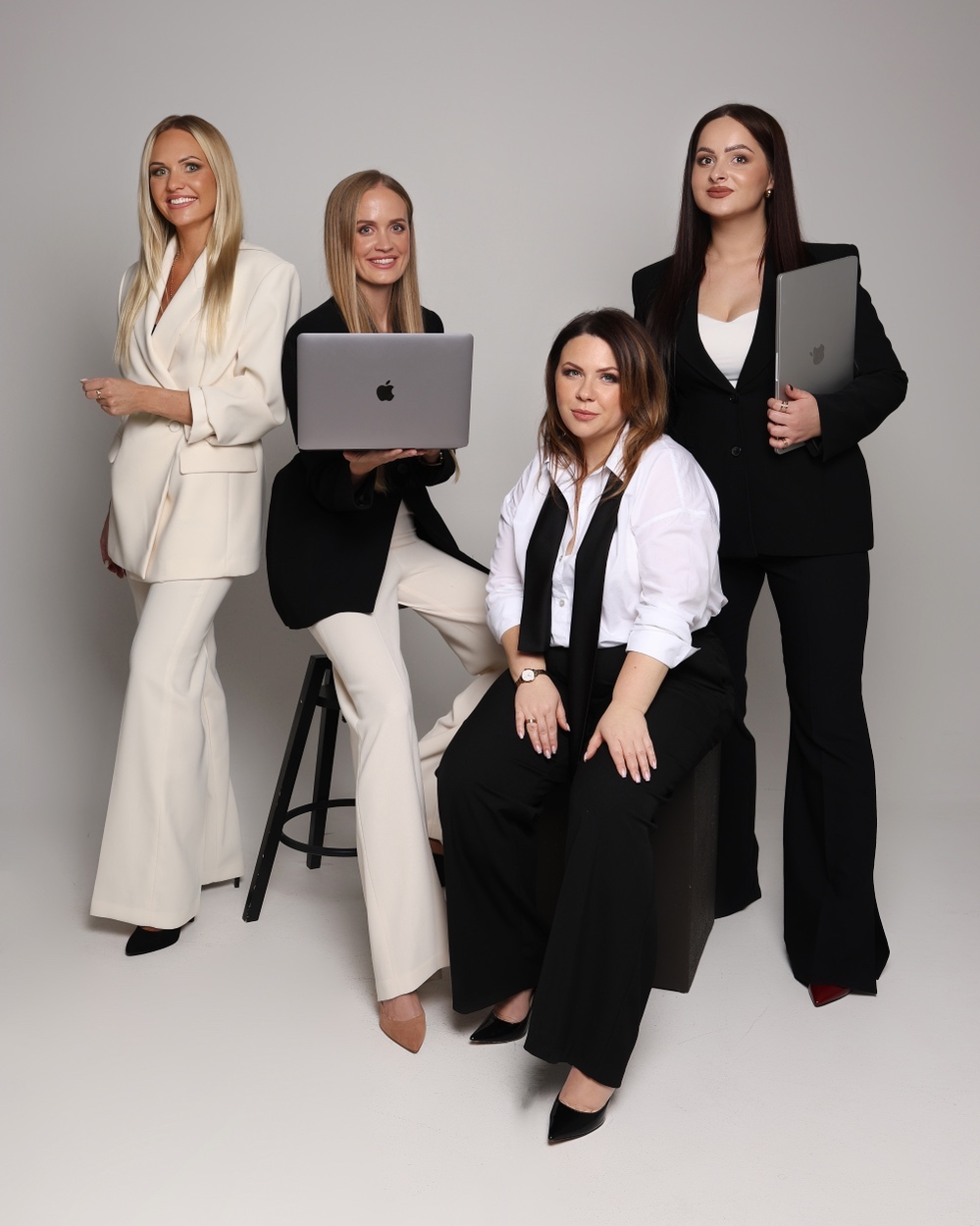 Fotografía oficial del equipo directivo de Digilo